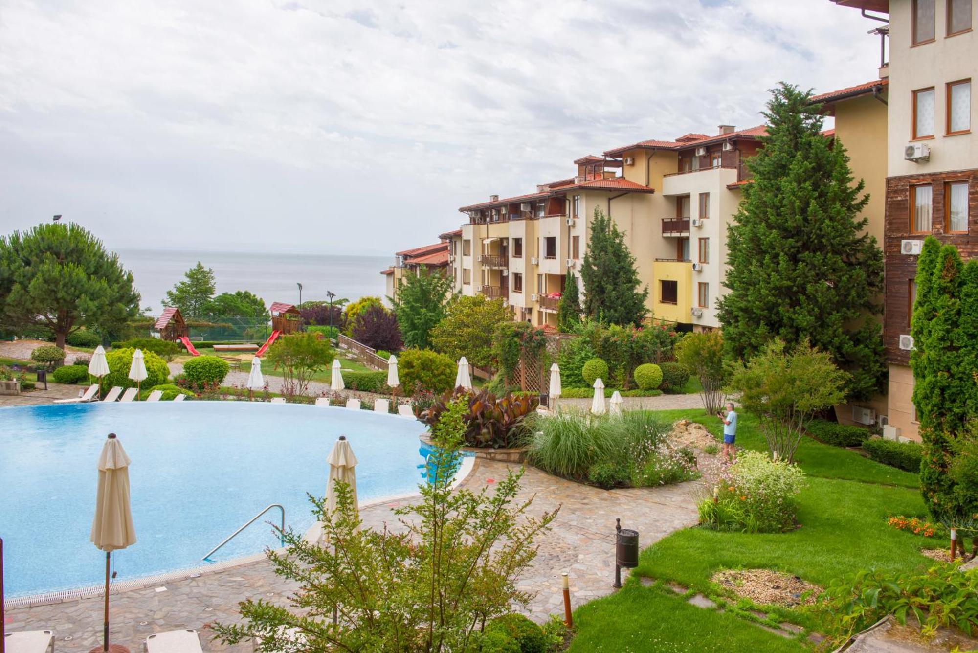 Garden Of Eden Pmg Apartments Светий Влас Екстер'єр фото