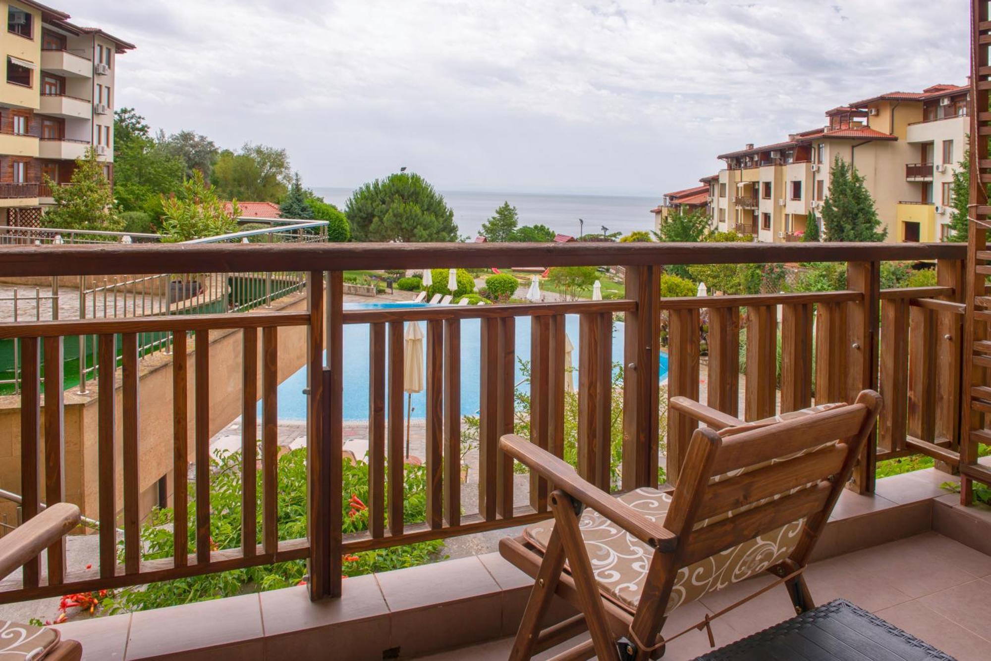 Garden Of Eden Pmg Apartments Светий Влас Екстер'єр фото