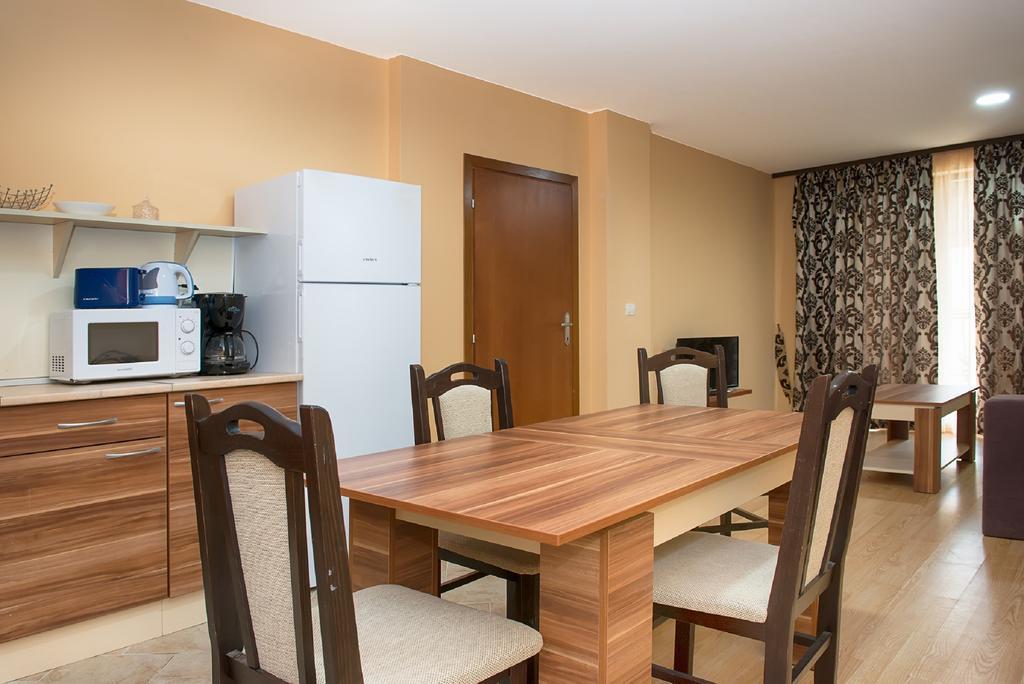 Garden Of Eden Pmg Apartments Светий Влас Екстер'єр фото